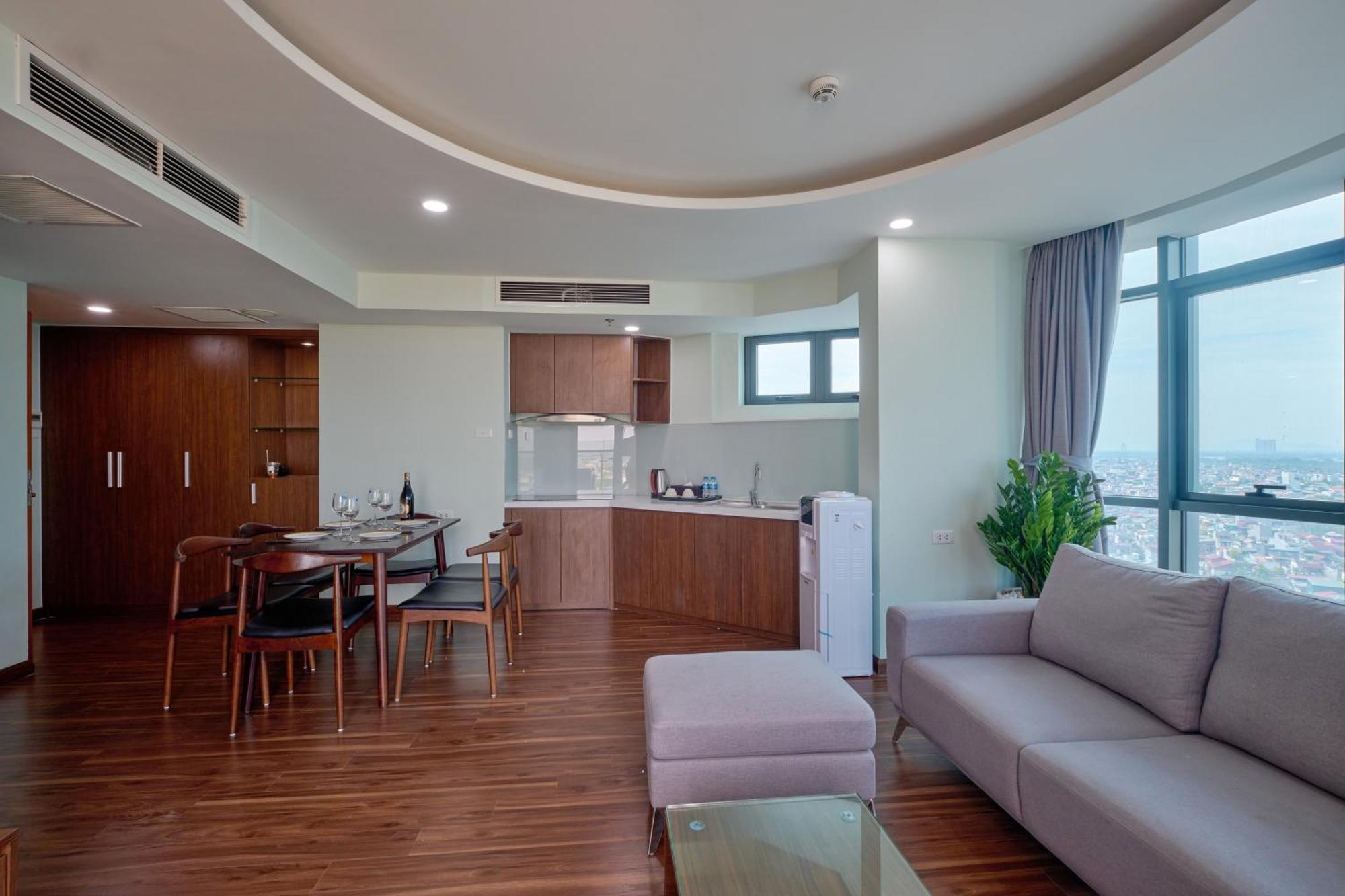 Netland Westlake Legacy Suites Ханой Экстерьер фото